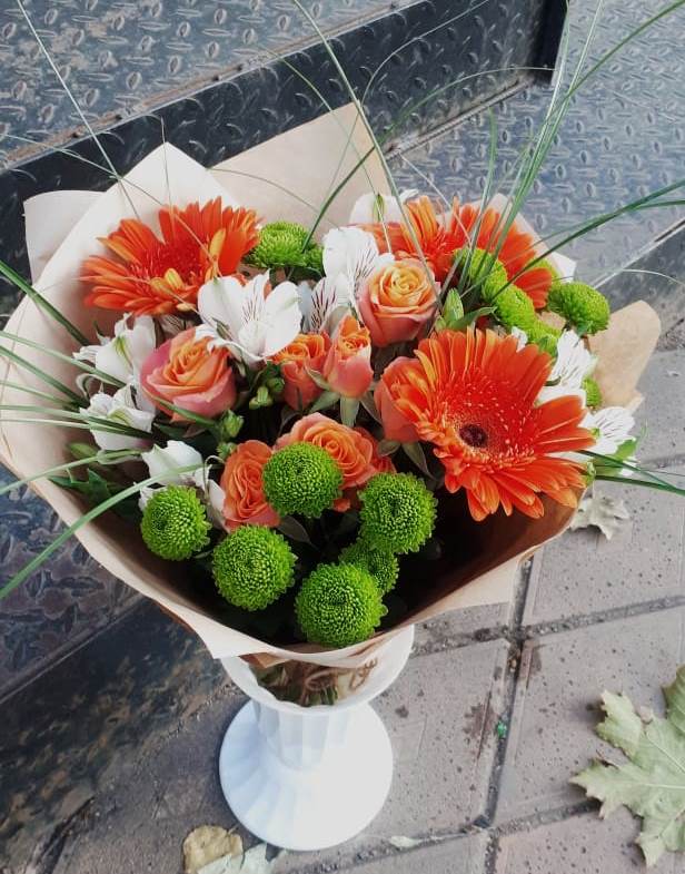 Букет цветов из: Герберы, Хризантемы, Альстромерии и Розы в Пойковском