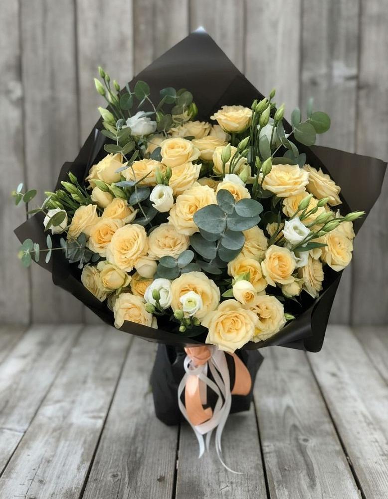 Букет цветов из: Розы и Лизиантусы в Пойковском