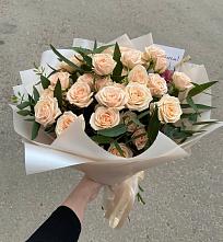 Букет Кремовые розы Латте в Пойковском