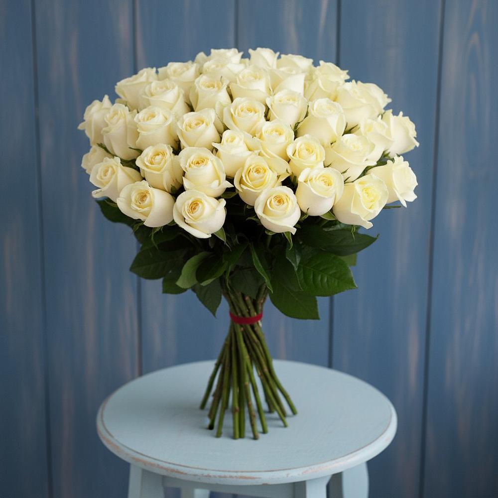 Букет 51 Белая роза Эдлесс Лав в Пойковском