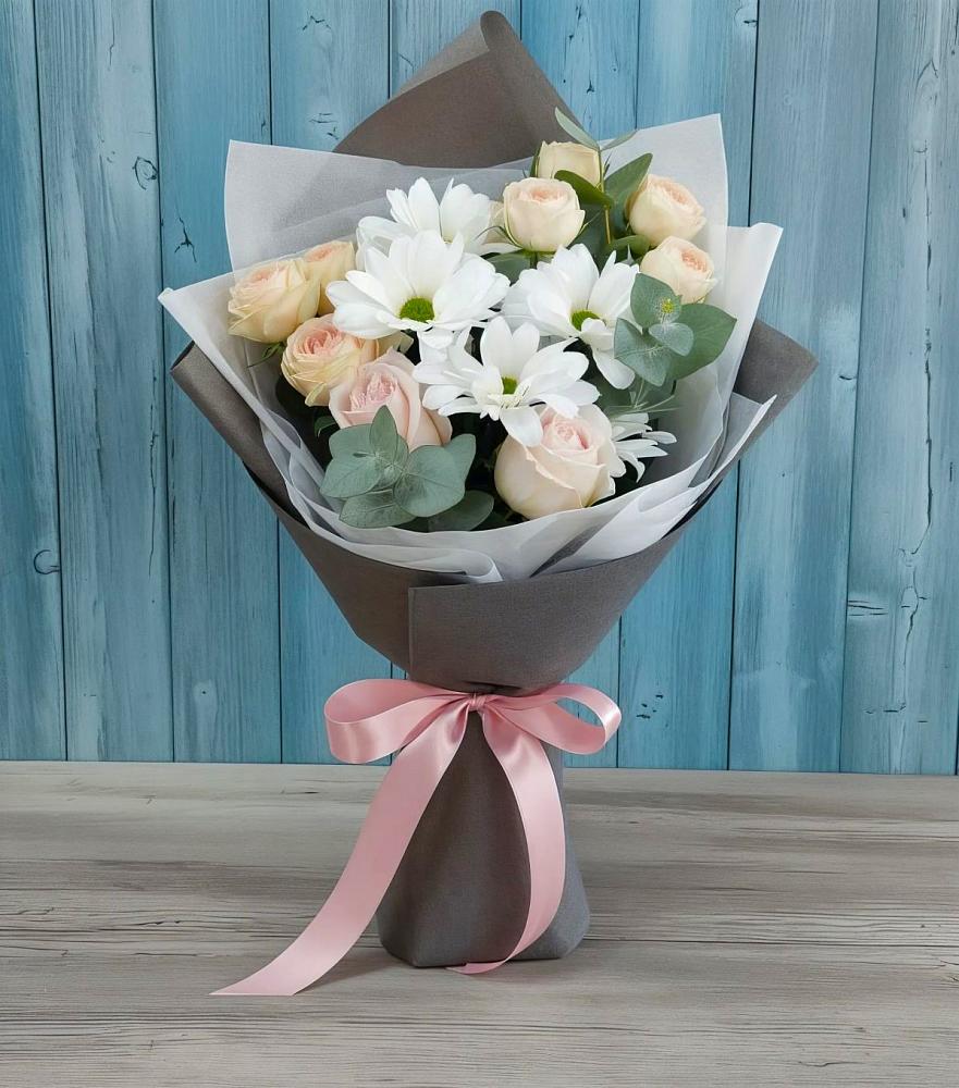 Букет цветов из: Хризантемы и Розы в Пойковском