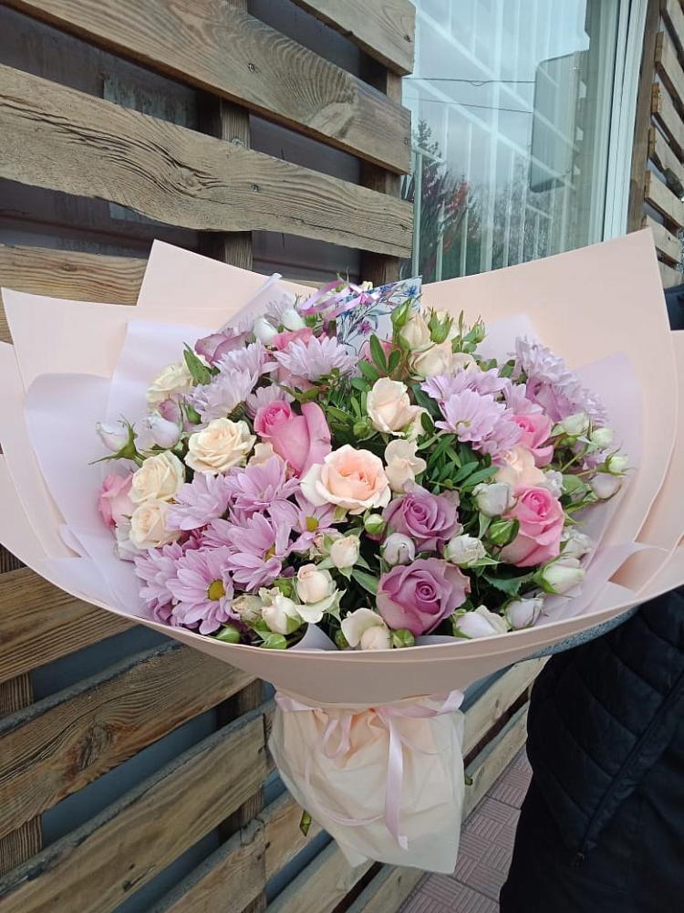 Букет цветов из: Розы и Хризантемы в Пойковском