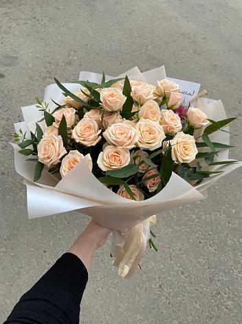 Букет Кремовые розы Латте в Пойковском