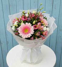 Букет цветов из:  Герберы, Альстромерии и Лизиантусы #REPLACE_PRED# Пойковском
