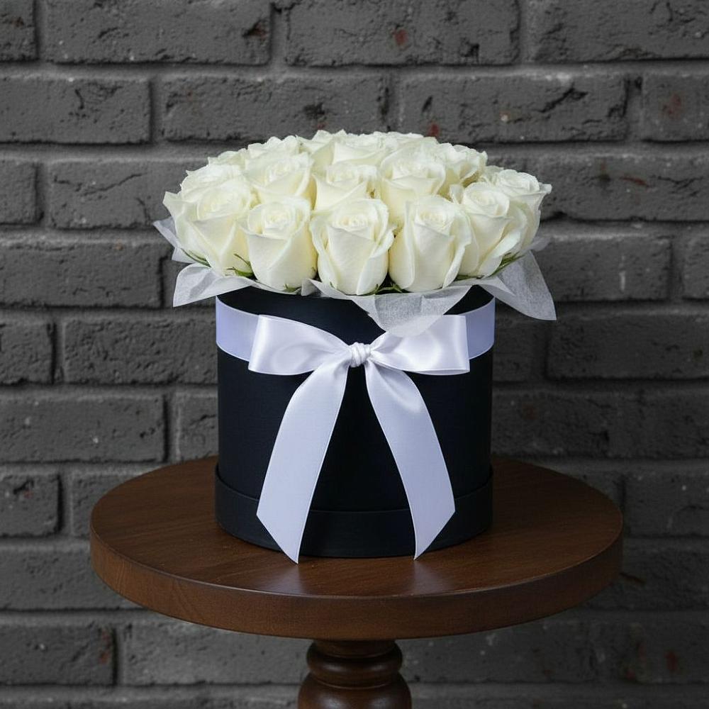 Цветочная композиция из Розы в шляпной коробке в Пойковском